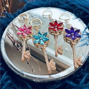 New crystal lock bag charms with flower burst